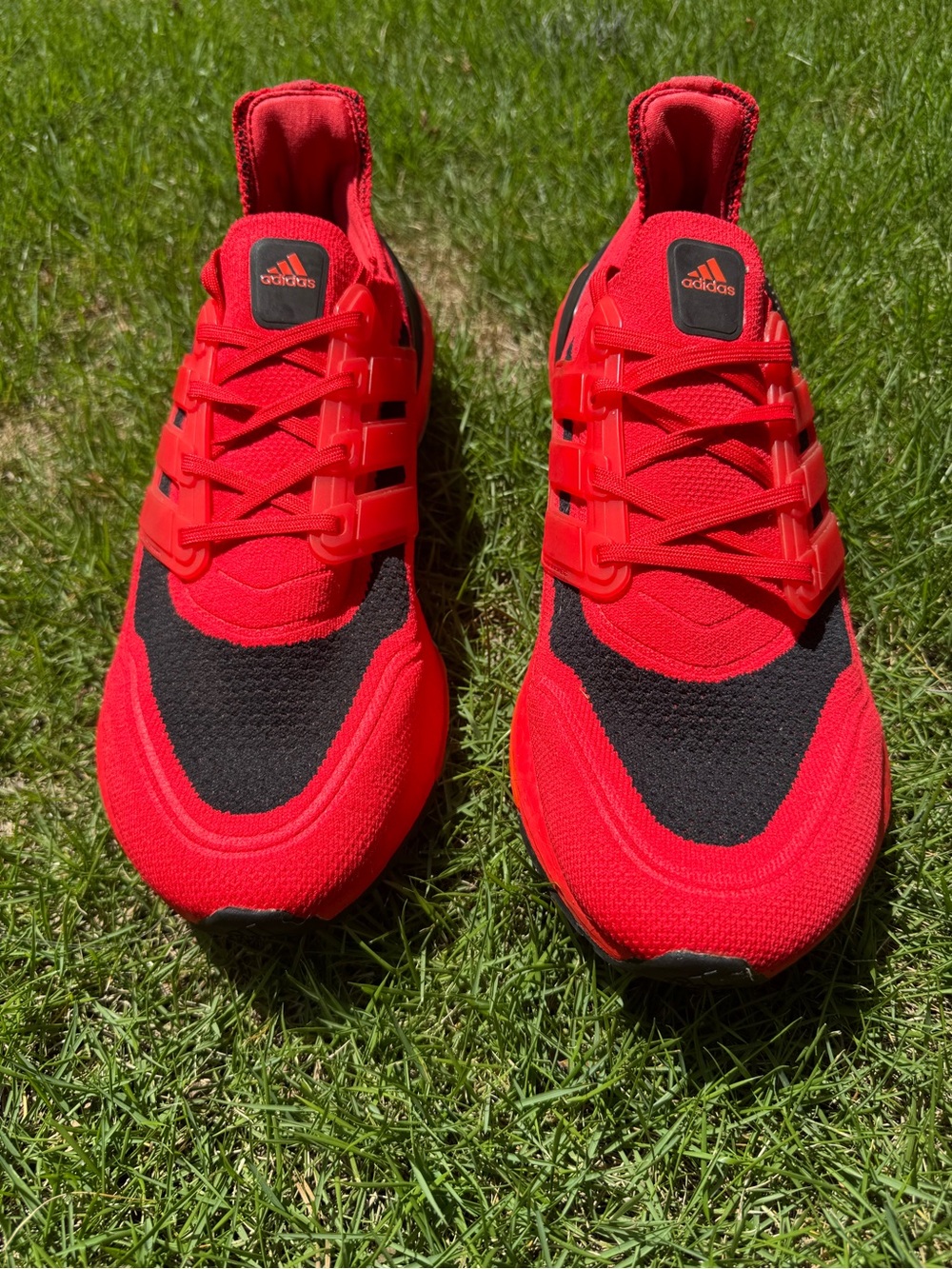 Like new 11.5 Ultraboost 21 Adidas running shoes vivid red - Picture 7 of 10